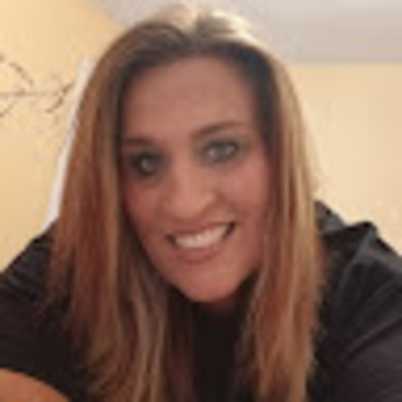 Meet your Posher, Helen - Picture 1 of 1